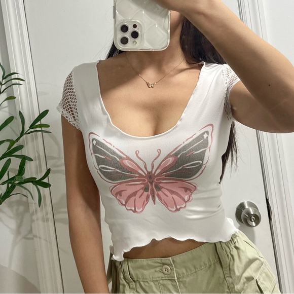 NWT DAZY White Butterfly Top - Picture 2 of 10